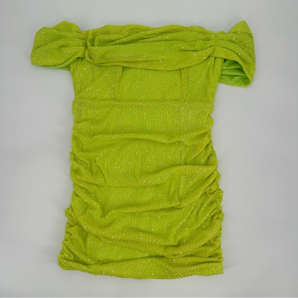 Pretty Little Thing Plus Dress Sz UK 16 US 12 Lime Sequin Bardot Bodycon READ